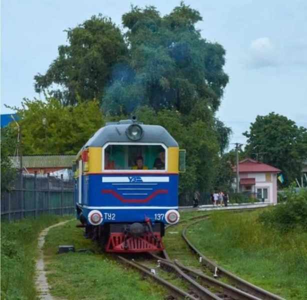 Дитяча залізниця у Рівному: квитки подорожчали, зате працюватиме і в будні
