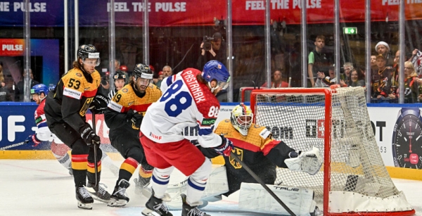 ЧС-2025 з хокею. Чехія розгромила Німеччину, Франція вибула у дивізіон 1A, Фінляндія у серії булітів обіграла Канаду