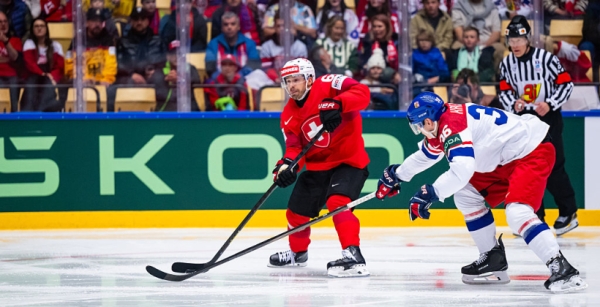 ЧС-2025 з хокею. Перемоги Швеції, США та Фінляндії, Чехія в овертаймі обіграла Швейцарію ЧС-2025 з хокею. Перемоги Швеції, США та Фінляндії, Чехія в овертаймі обіграла Швейцарію