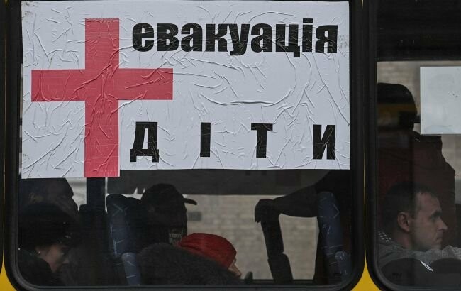 У деяких населених пунктах Дніпропетровщини оголосили обовʼязкову евакуацію