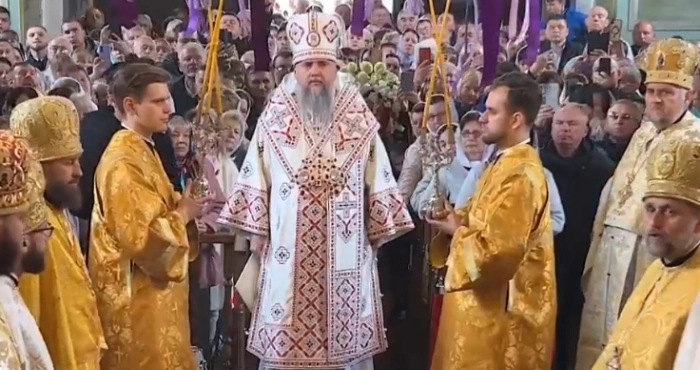 Епіфаній проводить святкову Божественну літургію у монастирі Жидичина