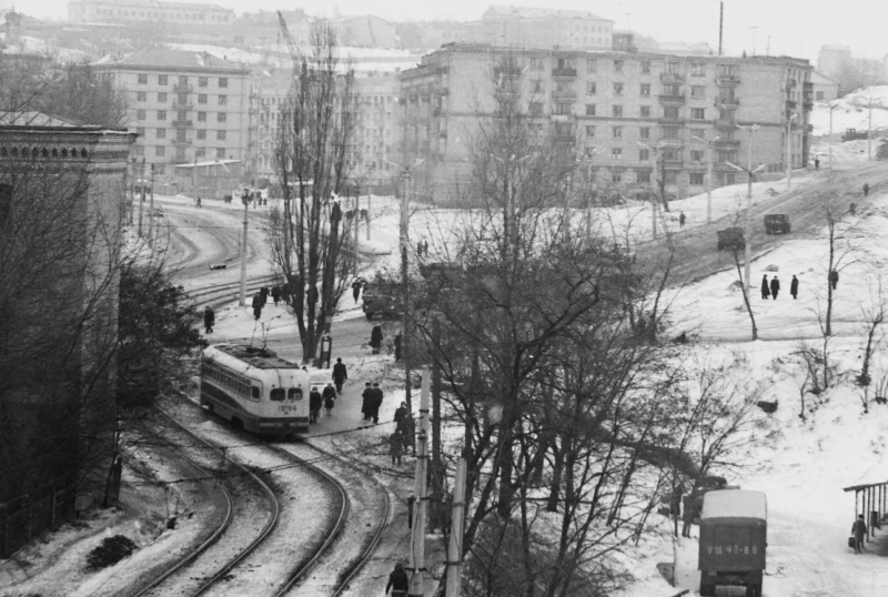 Забужко придумала метро &laquo;Шулявська&raquo;, а Стріха &ndash; вулицю Грушевського. Як 35 років тому вперше декомунізували Київ