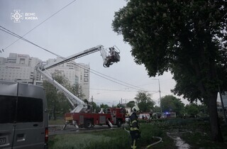 Рятувальні роботи після нічної ворожої атаки на Київ завершено (фото)