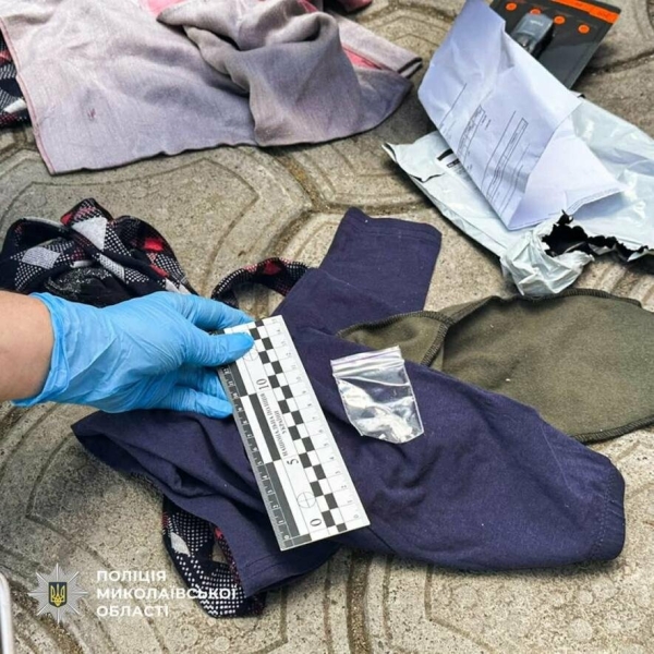 Граната, мефедрон і альфа-PVP: у Миколаєві накрили наркосклад просто в квартирі, - ФОТО