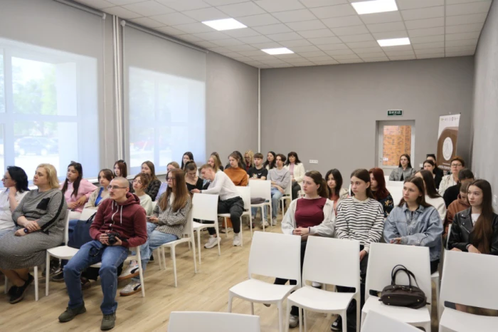 Якщо прочитане/переглянуте миттєво вибиває на емоції - то, з великою ймовірністю, це вкид