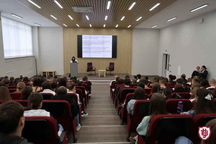 Якщо прочитане/переглянуте миттєво вибиває на емоції - то, з великою ймовірністю, це вкид