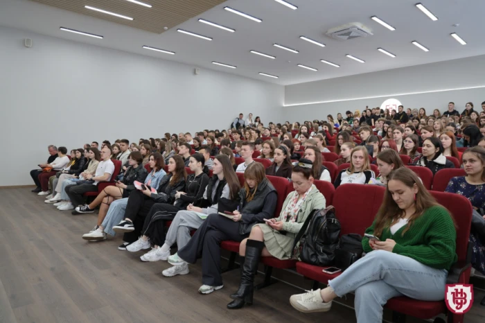 Якщо прочитане/переглянуте миттєво вибиває на емоції - то, з великою ймовірністю, це вкид