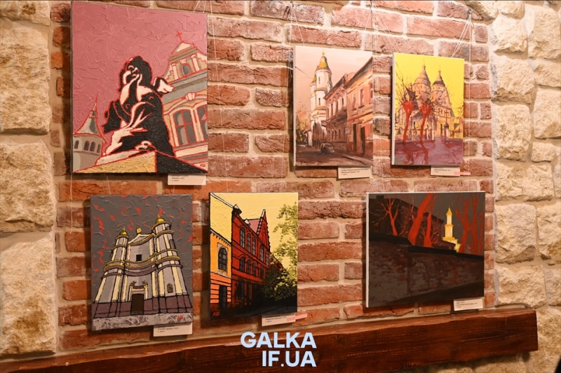 Коли палітра обмежена, а ідеї — безмежні: у Бастіоні відкрили художню виставку “Франківської збірки” (ФОТО)