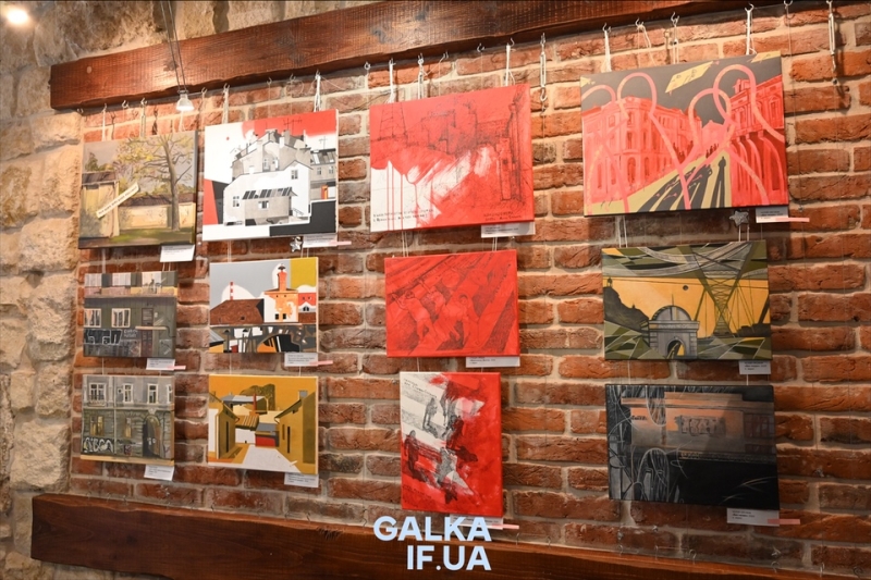 Коли палітра обмежена, а ідеї — безмежні: у Бастіоні відкрили художню виставку “Франківської збірки” (ФОТО)
