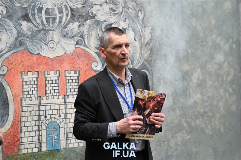 Коли палітра обмежена, а ідеї — безмежні: у Бастіоні відкрили художню виставку “Франківської збірки” (ФОТО)