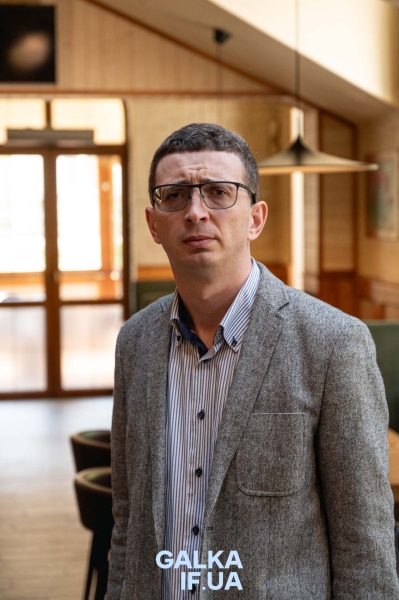 «Мармулядова пожежа», страта повії на площі і станіславський вампір: історик коментує міфи і легенди про Франківськ (ФОТО)