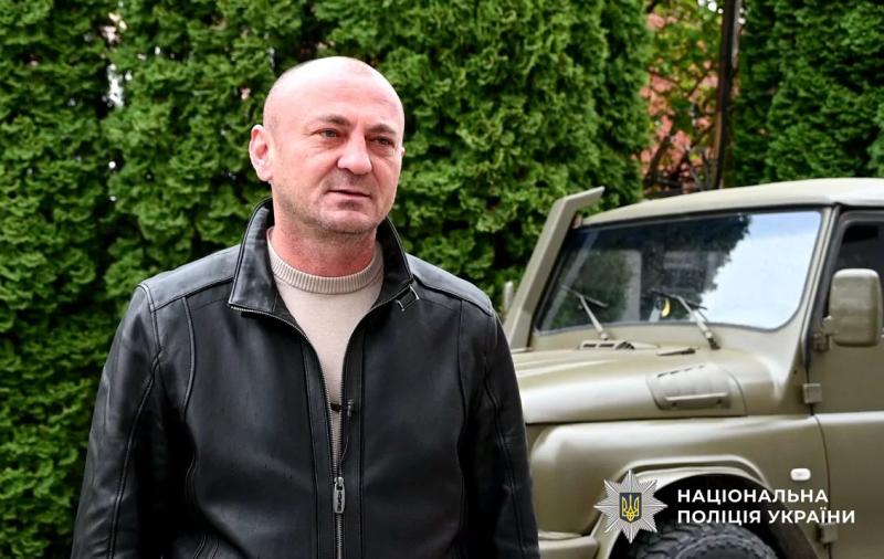 Поліцейські Полтавщини отримали позашляховик для виконання завдань на передовій