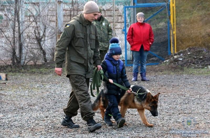 Потрапив на «Азовсталь» з 14-ма службовими собаками: Історія кінолога з Маріуполя, що загинув у бою