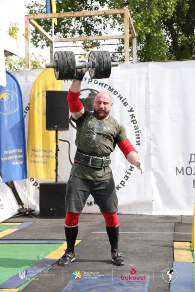 Сумський силач виграв чемпіонат України зі стронгмену