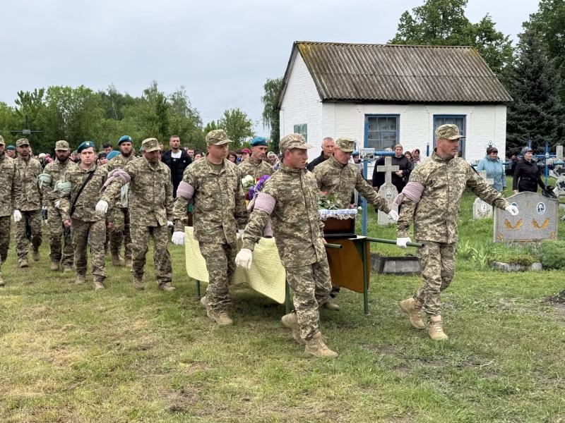 У Кременчуцькій та Хорольській громадах провели в останню путь загиблих Захисників України