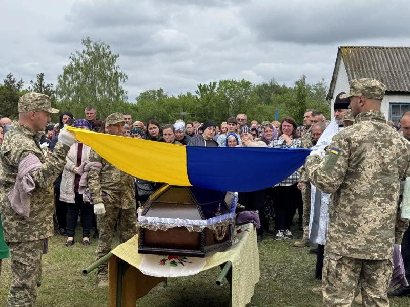 У Кременчуцькій та Хорольській громадах провели в останню путь загиблих Захисників України