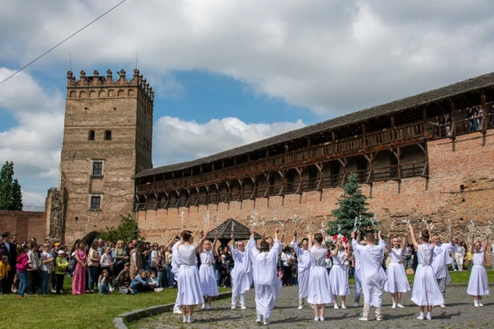 У Луцькому замку відбулося свято для дітей