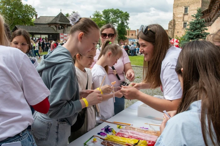 У Луцькому замку відбулося свято для дітей