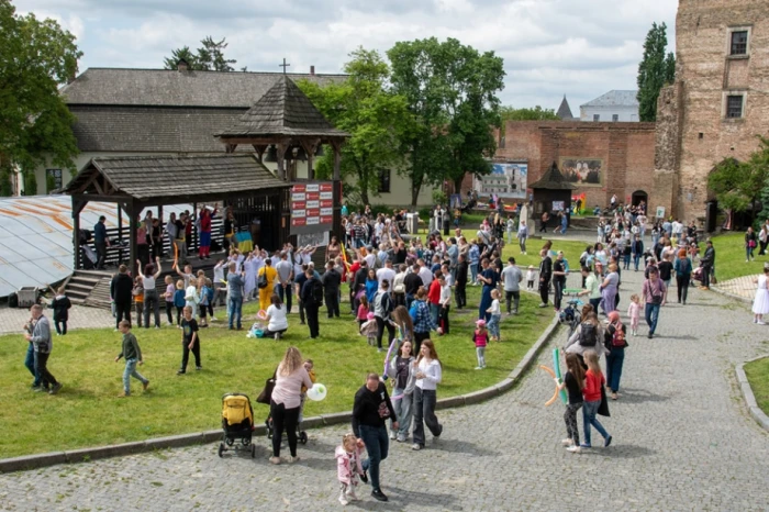 У Луцькому замку відбулося свято для дітей