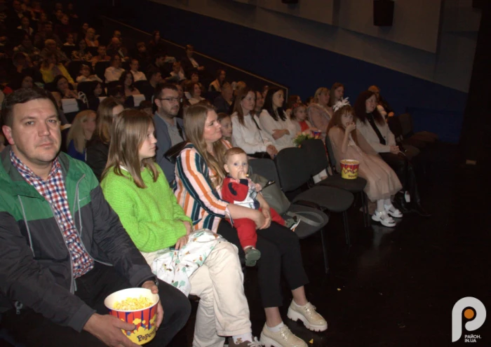 У Луцьку юних зірок кіножурналу «Байки» вітали на червоній доріжці