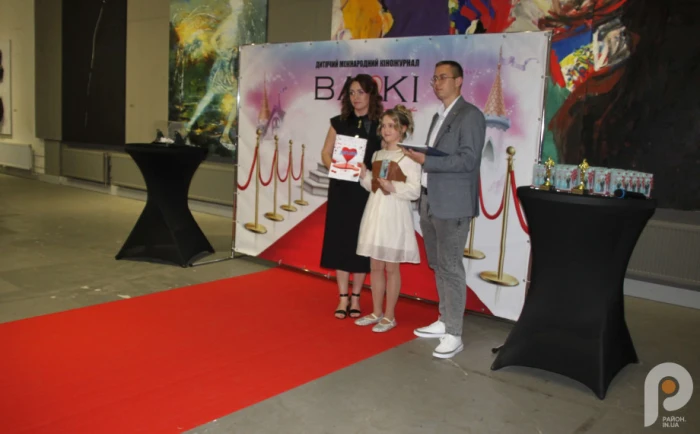 У Луцьку юних зірок кіножурналу «Байки» вітали на червоній доріжці