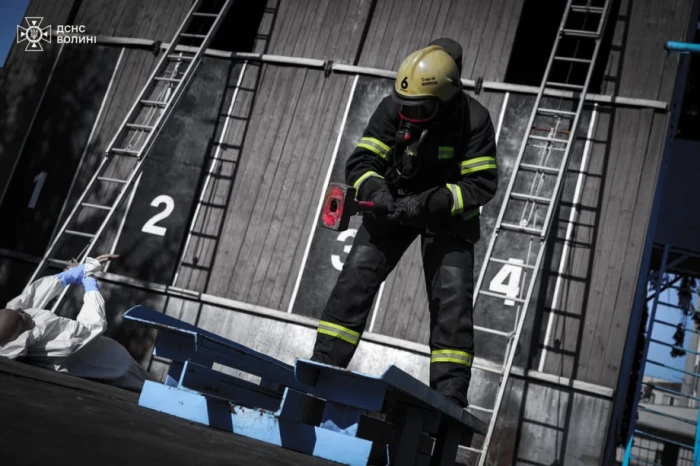 У Луцьку визначили кращу ланку газодимозахисної служби Волині