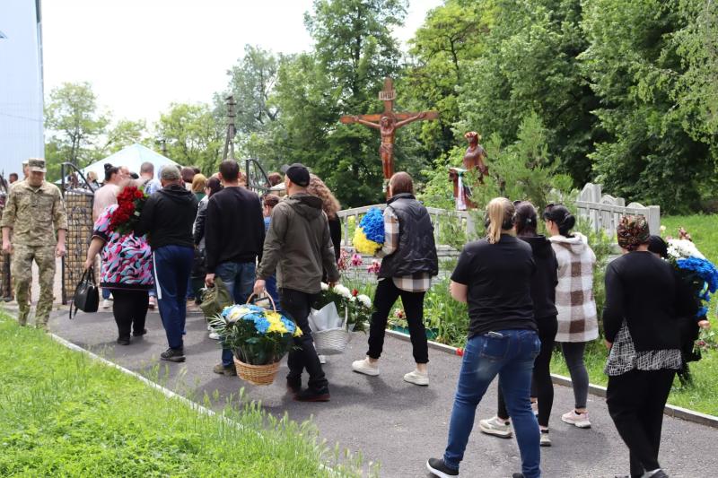 У Решетилівській громаді попрощались із загиблим Захисником України