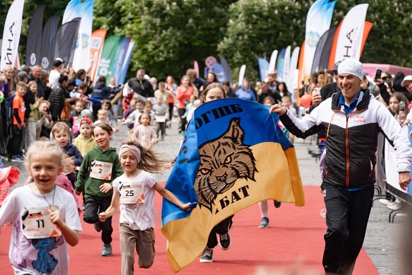 Ужгородський марафон Krayna об’єднав понад тисячу учасників задля підтримки поранених військових