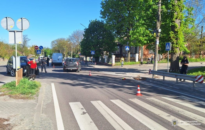 В Острозі авто збило хлопчика, який перебігав дорогу