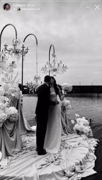 ВІДЕО. Футболіст Шахтаря влаштував розкішне весілля біля води