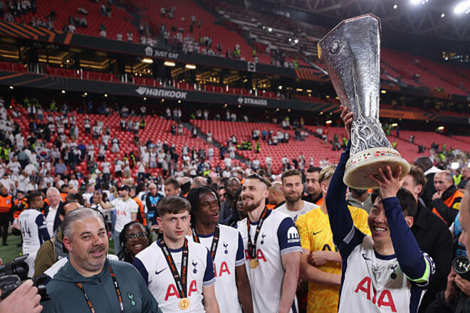 ВІДЕО. Морально готові. Гравці Тоттенгема увімкнули гімн ЛЧ в роздягальні