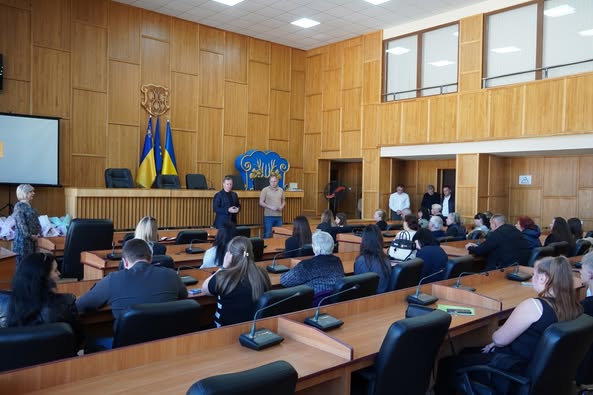 Високі державні нагороди вручили рідним полеглих Героїв - воїнам із Ужгорода та Ужгородського району