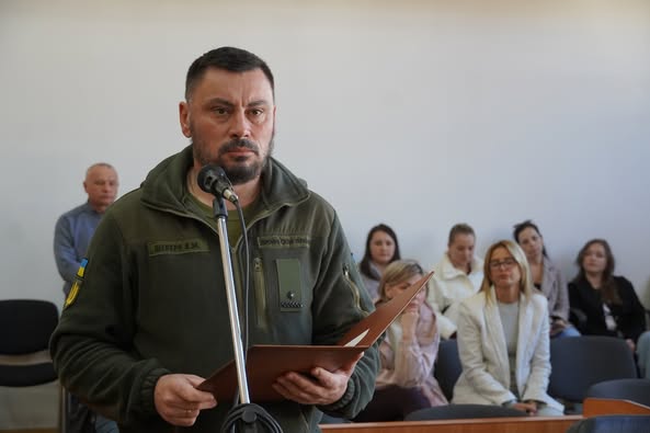 Високі державні нагороди вручили рідним полеглих Героїв - воїнам із Ужгорода та Ужгородського району