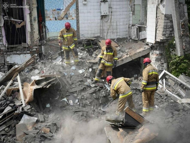 Є вбиті, постраждалі та пошкоджені будинки: наслідки обстрілів по Миколаївській області