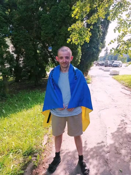 «10 разів за три роки бачив світло»: маріуполець Олександр Гуржов провів у російському полоні 1179 днів