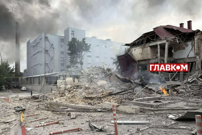 Атака на Київ: понад 100 постраждалих, багато загиблих (фото, відео)