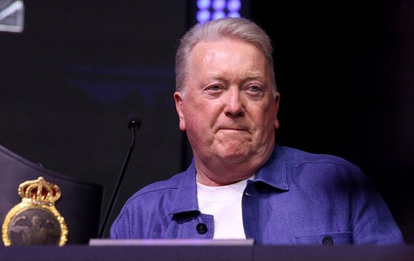 Побачимо зміну поколінь: Воррен прогнозує долю реваншу Усик - Дюбуа