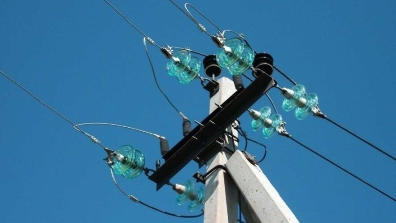 У Запорізькій області через обстріли знеструмлювалися майже 4 тисячі абонентів