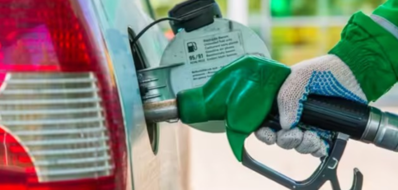 Водіям готувати гаманці: паливо зросте в ціні &mdash; названа причина