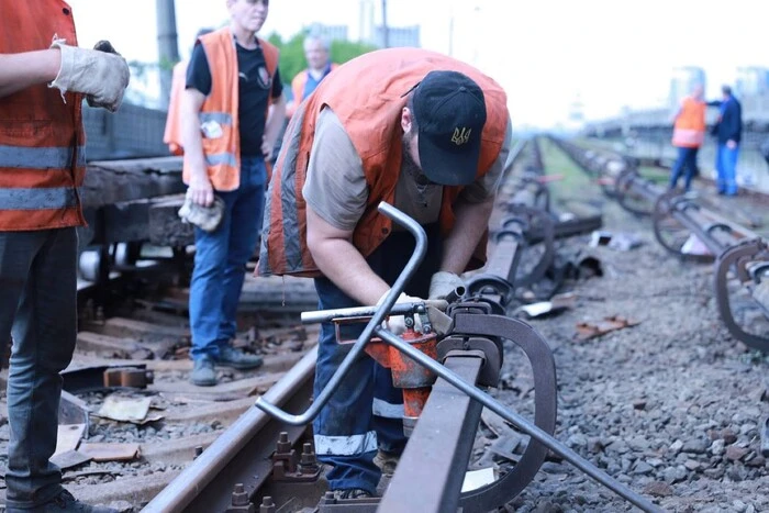 Як працює столичне метро після нічної атаки: дублюючий маршрут