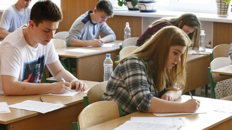 200 балів на НМТ &ndash; легко: які школи Тернополя підготували напрочуд здібних випускників