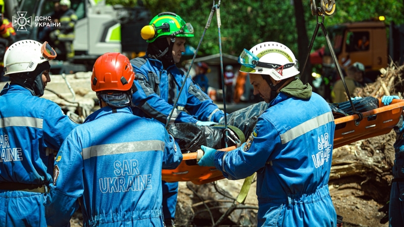 Удар по Києву: кількість загиблих зросла (оновлено)