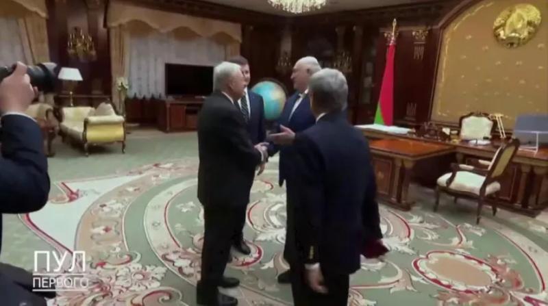 Кіт Келлог провів зустріч з Олександром Лукашенком у Білорусі