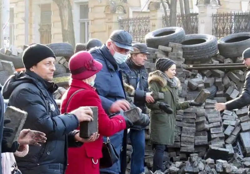 Юрій Савчук: На початку вторгнення Генштаб запросив у Музею Другої світової карти Києва 1941 року