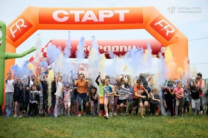 Хмельницький зустрів літо спортивно: як пройшов забіг UkraineRun