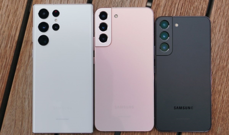 Смартфони Samsung лінійки Galaxy S22 почали отримувати черговий патч безпеки