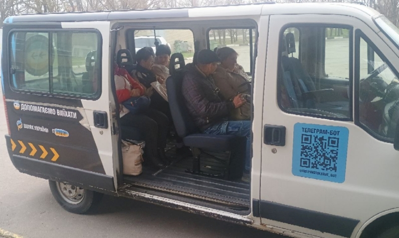 Допомогли десяткам тисяч українців виїхати з окупації: як працюють міжнародні волонтери