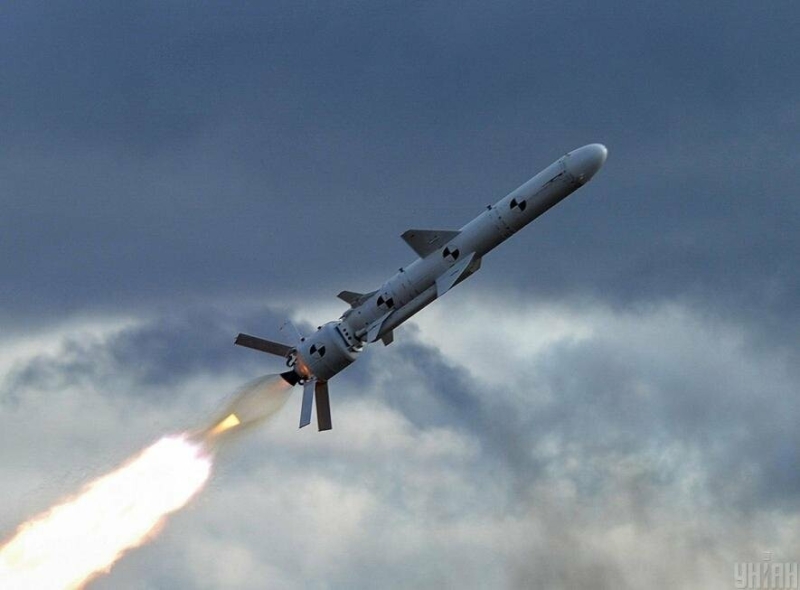 По приватному сектору у Запоріжжі влучила російська ракета «Гром»