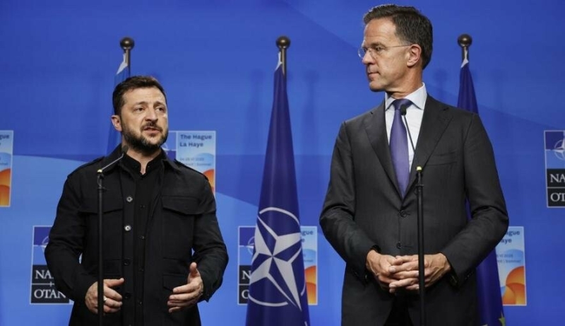 Україну запросили на саміт НАТО: Володимир Зеленський провів переговори з очільником Альянсу