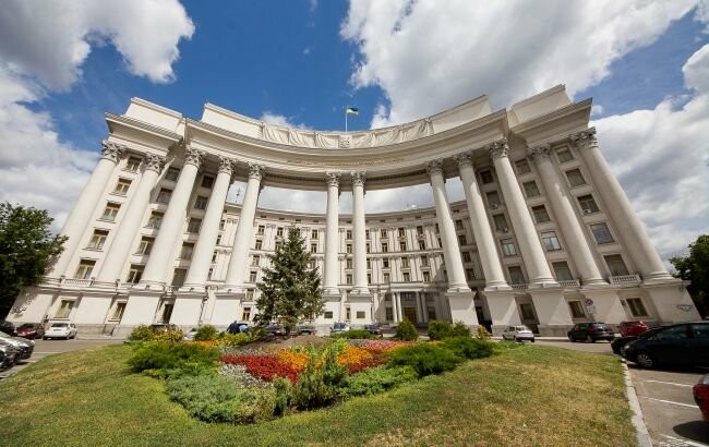 МЗС України після ударів США по Ірану: Ядерній програмі має бути покладено край